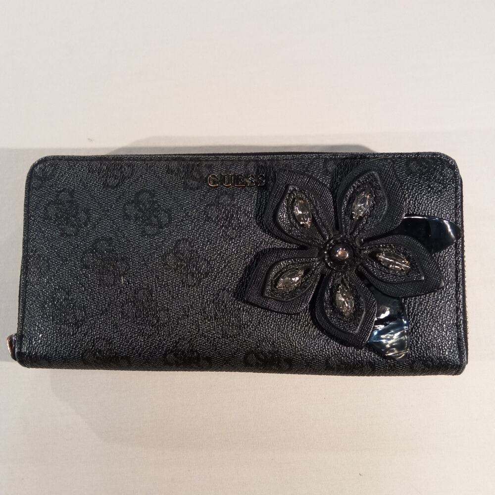 GUESS Black Floral Zip‎ Around Wallet Monogram Faux Leather Logo Design